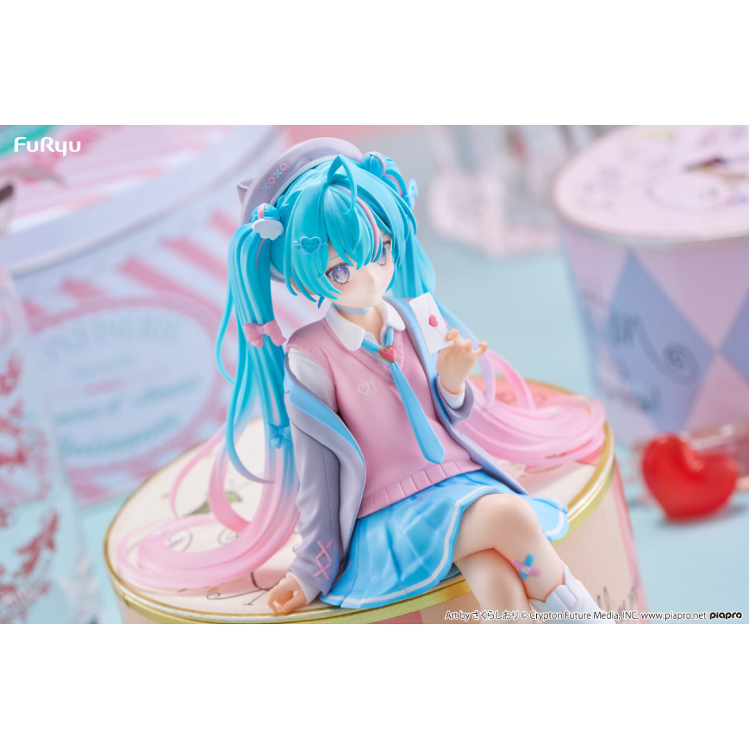 Vocaloid Noodle Stopper Figure | Hatsune Miku - Love Blazer Ver. - Piapro Characters